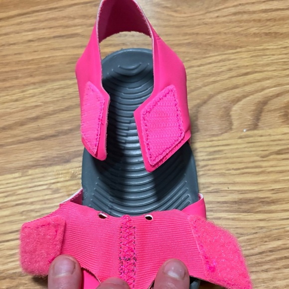 Nike Pink and Gray Sporty Sandals size 10C - Picture 5 of 6